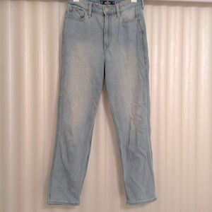 High waisted light wash mom jeans